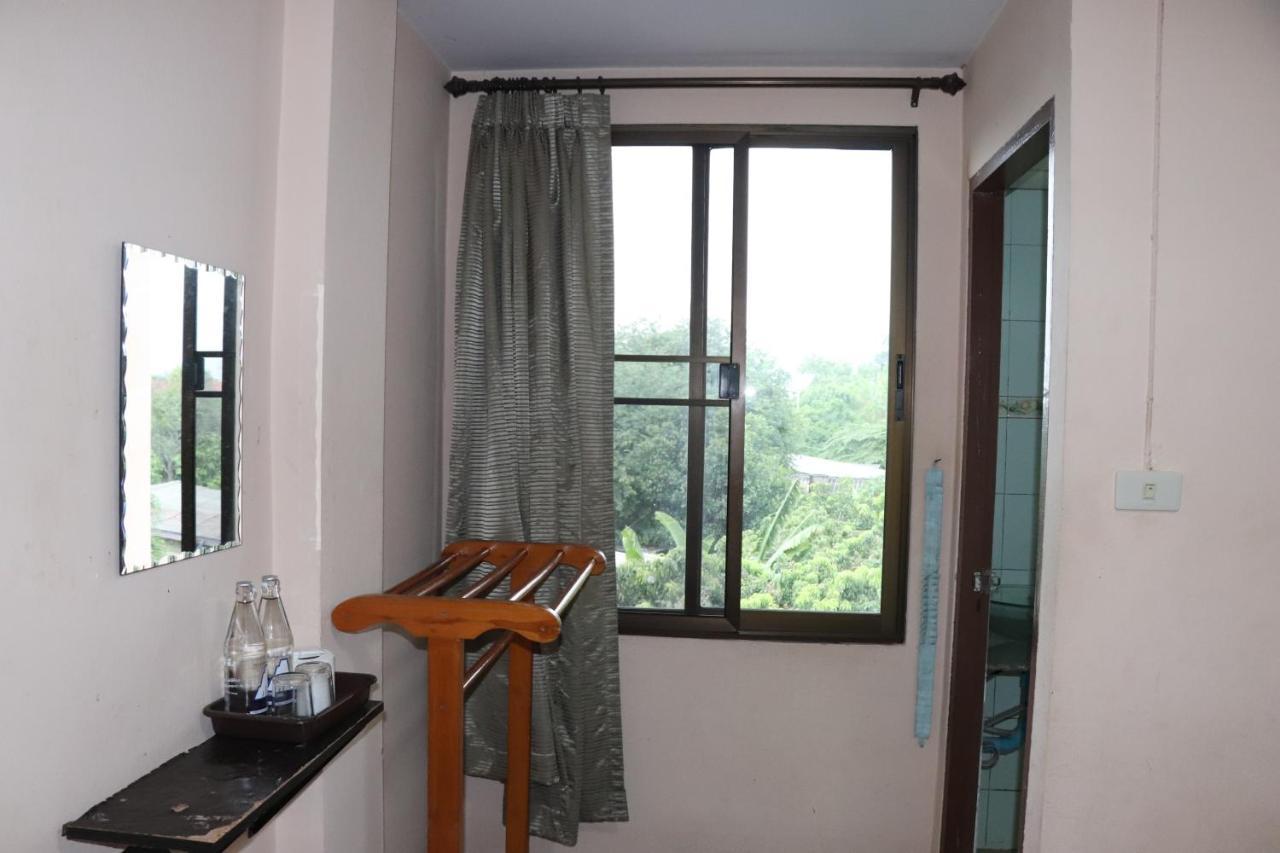 Tipsiri Place Chiang Mai Eksteriør billede
